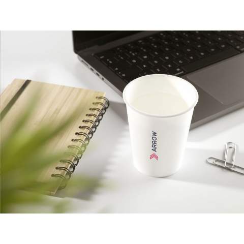 Herbruikbare, stapelbare beker van het merk Circulware. Deze beker is gemaakt van hoogwaardig kunststof en kan tot wel 500 keer gebruikt worden. Geschikt voor een warme koffie of een verfrissend drankje. Een prima alternatief voor de wergwerpbeker. De beker is licht in gewicht, gemakkelijk te reinigen en stapelbaar, dus ruimtebesparend. De perfecte herbruikbare beker voor op festivals en evenementen of bij de koffieautomaat. BPA-vrij en Food Approved. Vaatwasserbestendig en magnetronbestendig. 100% recyclebaar. Hiermee draagt deze beker bij aan een circulaire economie. Dutch design. Made in Holland. Inhoud 280 ml.