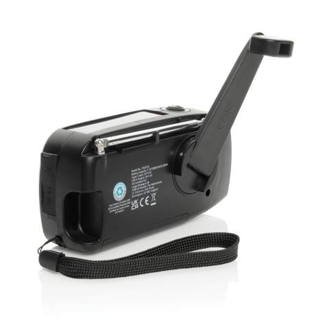 Blijf voorbereid op elke situatie met de RescueWave, een veelzijdige noodradio die je verbonden en van stroom voorziet. Met AM/FM-radio, een zonnepaneel, een geïntegreerde 1W-zaklamp, een USB-uitgang en een USB-C-ingang biedt dit compacte apparaat alles wat je nodig hebt voor onverwachte momenten. De ingebouwde 1800mAh-batterij kan je telefoon opladen, zodat je altijd over cruciale energie beschikt wanneer dat het meest nodig is. Het handslingermechanisme zorgt voor betrouwbare functionaliteit: slechts 1 minuut slingeren levert 5 minuten radiogebruik of 30 minuten zaklamplicht op, waardoor het een onmisbaar hulpmiddel is voor noodsituaties. Bij volledige oplading kan de radio tot 15 uur radiouitzending of 8 uur zaklamplicht ondersteunen. Gemaakt van RCS-gecertificeerde gerecyclede materialen gerecycled ABS-plastic. RCS (Recycled Claim Standard) is een standaard die het gerecyclede materiaal in een product door de hele toeleveringsketen verifieert. Totaal gerecycled content: 38%.<br /><br />NumberOfSpeakers: 1<br />SpeakerOutputW: 2.00<br />Lightsource: LED<br />LightsourceQty: 3<br />PVC free: true