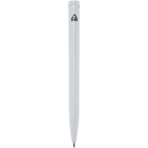 De Unix balpen is gemaakt van gerecycled plastic. Door voor dit type pen te kiezen, kunnen we het concept van recycling promoten en mensen en bedrijven aanmoedigen om duurzamere keuzes te maken in hun dagelijks leven. Inktkleur: zwart. Schrijflengte: 500 meter. Stiftmaat: 1,0 mm.