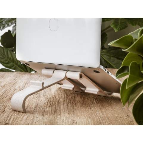 WoW! Ce support pour ordinateur portable design est fabriqué à partir de fibres de bois, un matériau biosourcé. Ce support convient aussi bien à un ordinateur portable qu'à une tablette. Utilisez ce support pour obtenir la hauteur et l'angle de vision parfaits. Votre ordinateur portable peut être placé sur le Treepod selon 4 angles différents, allant de 22,5 à 80 degrés. La hauteur minimale est de 15 cm et la hauteur maximale est de 19 cm. Ce produit permet d'adopter une posture de travail détendue. Le Treepod est léger et facile à démonter. Vous pouvez donc l'emporter facilement avec vous et travailler de n'importe où. Par pièce dans une boîte.