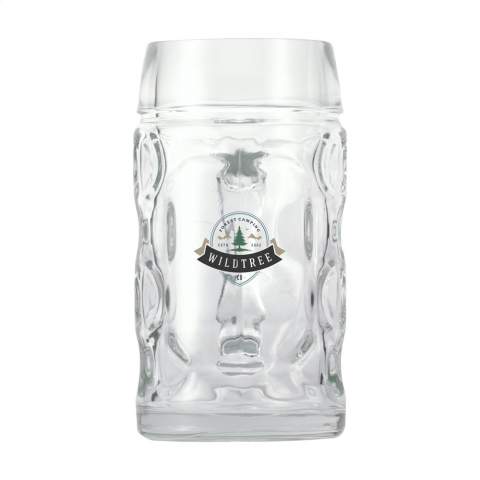 Extra large glass beer tankard with handle. Suitable for restaurants and clubs, as well for a striking promotion during the October (beer) parties. Capacity 500 ml.