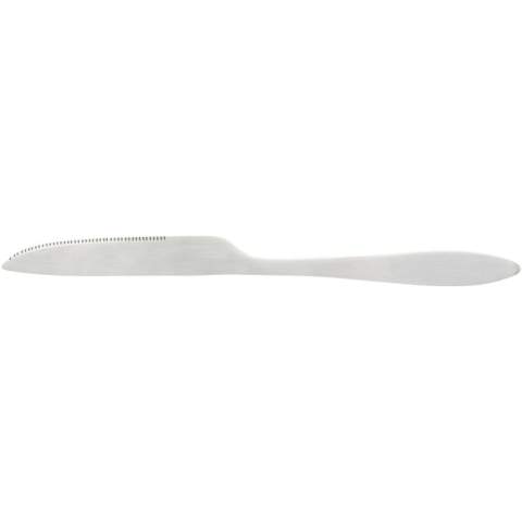 Ensemble de couverts comprenant une fourchette, un couteau, une cuillère, une paille et une brosse de nettoyage. Les couverts sont fabriqués en acier inoxydable, durable et facile à nettoyer. Livré dans une pochette polyester zippée avec une boucle de transport pratique. 