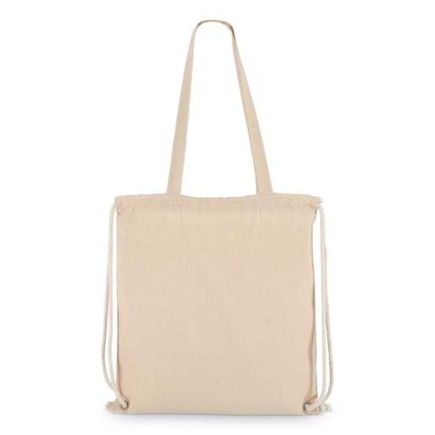 Klassische Tragetasche aus 140 g/m² Baumwolle mit langen Griffen und zusätzlichem Kordelzugverschluss für zusätzliche Vielseitigkeit. Kann wie eine Standardtasche getragen oder wie ein Kordelzugbeutel gesichert werden. Oeko-Tex®-zertifiziert. Ideal für den täglichen Gebrauch, als Werbegeschenk oder für Aktionen im Einzelhandel.
