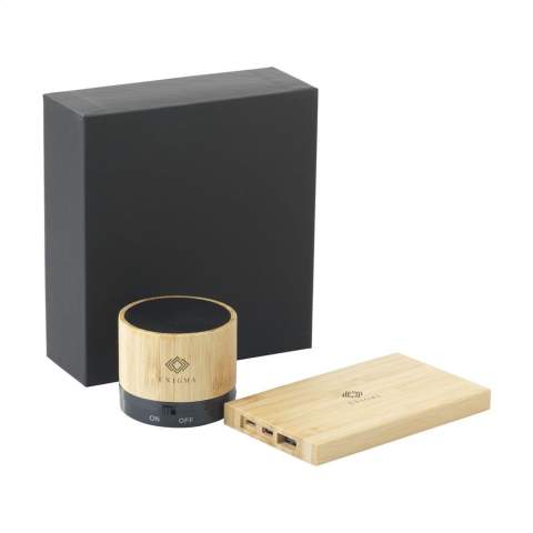 Geschenkset: • Kompakte Powerbank 4000 mAh mit Gehäuse aus Bambus und beleuchteter Batterieanzeige. • Wiederaufladbarer kabelloser ABS-Mini-Lautsprecher (Bluetooth Version 4.1) mit Gehäuse aus Bambus und hervorragender Klangwiedergabe. Inklusive Zubehör, wiederaufladbarem Akku und Gebrauchsanweisung. Pro Set im Karton.