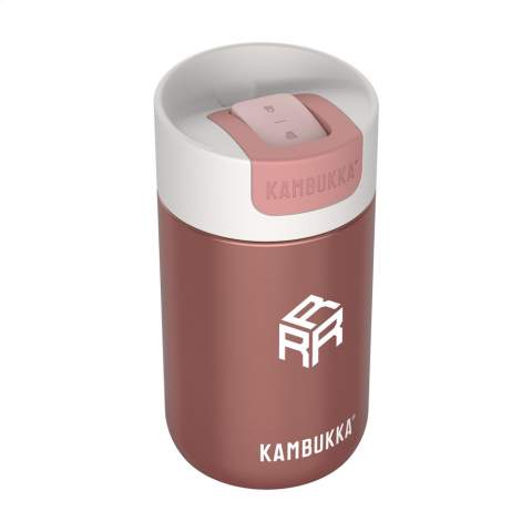 Duurzame, vacuümgeïsoleerde 18/8 RVS thermosbeker van het merk Kambukka®. Een slim, eenvoudig en strak design dat bij iedereen past. • Handige Switch deksel met 2 standen; open en dicht, voor optimaal gebruiksgemak en een slim design dat lekken voorkomt • excellente kwaliteit • BPA-vrij • houdt dranken tot 6 uur warm en tot 11 uur koud • gemakkelijk te reinigen dankzij Snapclean®; met één handeling verwijder je het binnenste, vaatwasserbestendige mechanisme • universeel deksel; past ook op andere Kambukka® drinkflessen • het deksel is hitte- en vaatwasserbestendig • 100% lekvrij • handig en klein formaat • inhoud 300 ml. 
VOORRAAD INFORMATIE: Tot 1.000 stuks beschikbaar binnen 10 werkdagen. Uitzonderingen voorbehouden.