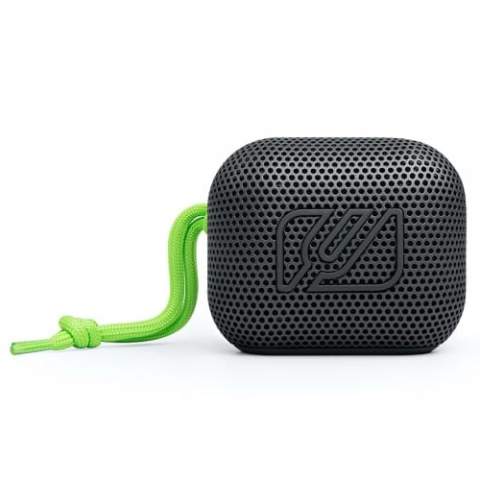 This portable splash-proof (IPX4) Bluetooth speaker from Muse has an output power of 5 Watts (RMS) and has a surprisingly good sound despite its small size. The ideal speaker to take with you on a trip to stream music from your smartphone via Bluetooth in your hotel room or at the edge of the swimming pool. The built-in battery charges quickly and guarantees a long listening time. You can charge the Muse M-360LG with the supplied USB-C cable. In addition, this elegant Bluetooth speaker offers the possibility for hands-free calling. In short: your ideal travel companion! Included: USB charging cable 2x lanyard.