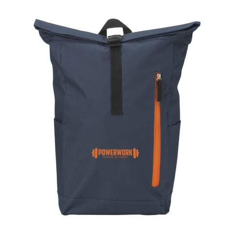 Sac à dos urbain robuste et pratique en polyester 600 D résistant avec une doublure en PVC imperméable et partiellement en nylon. Le sac à dos est muni d'une grande poche intérieure, d'une poche des deux côtés et d'une grande poche zippée à l'avant. L'arrière du sac est en mousse pour plus de confort. Bretelles rembourrées et réglables. Muni d'une boucle de transport. Avec fermeture enroulable et système pratique à cliquet. Le sac idéal pour un usage quotidien. Capacité env. 18 litres. Sac à dos urbain robuste et pratique en polyester 600 D résistant avec une doublure en PVC imperméable et partiellement en nylon. Le sac à dos est muni d'une grande poche intérieure, d'une poche des deux côtés et d'une grande poche zippée à l'avant. L'arrière du sac est en mousse pour plus de confort. Bretelles rembourrées et réglables. Muni d'une boucle de transport. Avec fermeture enroulable et système pratique à cliquet. Le sac idéal pour un usage quotidien. Capacité env. 18 litres.