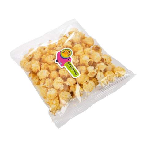 Vierkant zakje popcorn met een full colour sticker in eigen vorm op de voorzijde, ca. 30 gr zoete popcorn of 18 gr zoute popcorn.