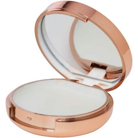 Lip balm with vanilla aroma for keeping lips moist and protected from the sun (SPF15). There is a handy mirror on the inside, and the outer shell is made of plastic.