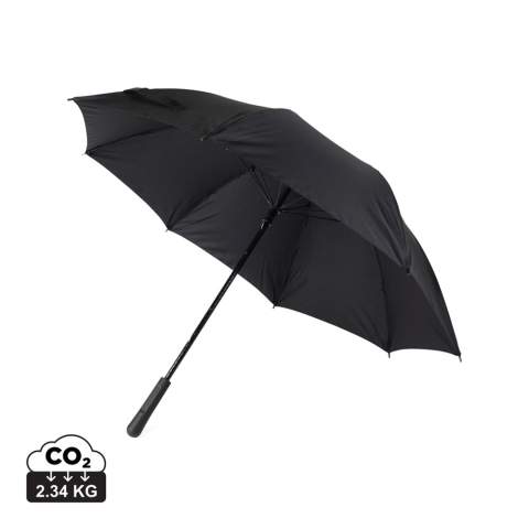 Parapluie anti-tempête de 23 pouces, élégant et moderne, qui vous gardera au sec même les jours de pluie les plus intenses. Sa taille compacte en fait le compagnon idéal pour les déplacements. Fabriqué en tissu pongé RPET 190T de première qualité, il offre une excellente protection contre la pluie tout en affichant un design élégant. Conçu avec un manche en métal et une armature en fibre de verre, ce parapluie garantit résistance et durabilité pour les conditions météorologiques difficiles. La poignée minimaliste en plastique ABS, avec une finition confortable en caoutchouc, ajoute une touche contemporaine et une prise en main sûre. Le système d'ouverture et de fermeture manuelle facilite l'utilisation. Doté de la technologie de traçage AWARE™, ce parapluie confirme l'utilisation authentique de matériaux recyclés, soulignant ainsi notre engagement en faveur d'un approvisionnement responsable.<br /><br />UmbrellaMechanism: Ouvrir/fermer manuellement<br />IsStormproof: true