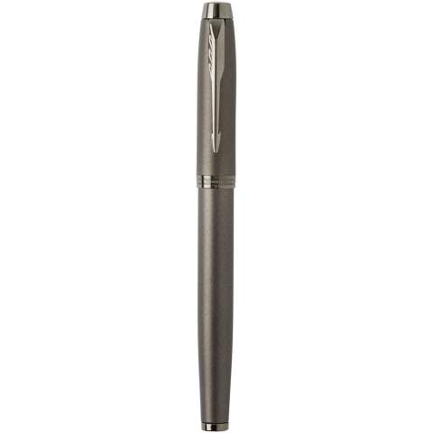 Highly professional and reliable. An ideal partner with unlimited potential, Parker IM is all at once smart, polished and established. With a durable stainless steel nib and finishes that echo the Parker legacy, every detail of this fountain pen is refined to deliver a writing experience that is always dependable. Includes a Parker gift box. Delivered with one cartridge. Exclusive design. Pen ink colour: Black.