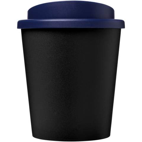Kompakter, doppelwandiger Isolierbecher mit Schraubverschluss. Passt unter die meisten Kaffeemaschinen. Das Fassungsvermögen beträgt 250 ml. Mischen und kombinieren Sie Farben, um Ihren perfekten Becher zu kreieren. Hergestellt in Großbritannien. Verpackt in einem recycelten PE-Kunststoffbeutel. BPA-frei. EN12875-1-konform, spülmaschinen- und mikrowellengeeignet.