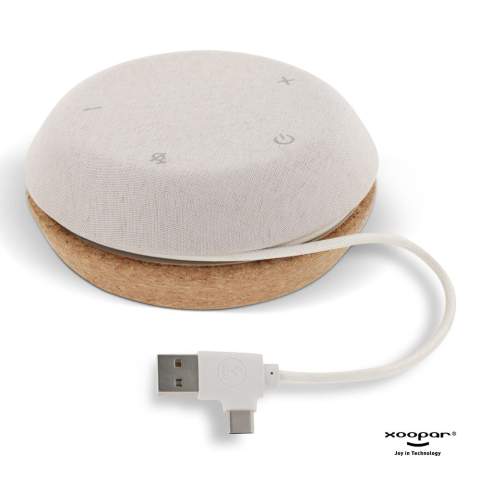 Kompakter tragbarer Lautsprecher. Starten Sie überall eine Telefonkonferenz. Das Meetair eignet sich auch hervorragend zum Hören von Musik. Das versteckte Kabel hat einen Eingangsadapter für USB und USB-C. Der Lautsprecher verfügt über zwei Mikrofone, so dass er überall aufgestellt werden kann. Außerdem wird jegliches Umgebungsgeräusch unterdrückt.