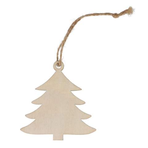 Feiern Sie die Saison mit diesem charmanten Holzornament in Form eines Baumes. Die klassische Form und der großzügige Platz für das Branding machen es perfekt für die Personalisierung, um ein einzigartiges Andenken an die Feiertage zu schaffen und ein durchdachtes Geschenk zu machen.  Ideal für die Dekoration von Weihnachtsbäumen, Kränzen oder festlichen Auslagen.