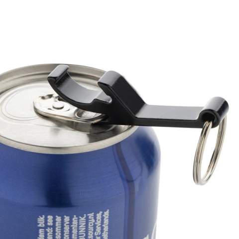 Sterke fles- en blikopener-sleutelhanger gemaakt van RCS-gerecycled aluminium. Totaal gerecycled materiaal: 79% op basis van het totale gewicht van het item. RCS-certificering zorgt voor een volledig gecertificeerde toeleveringsketen van de gerecyclede materialen. Verpakt in papieren zak.