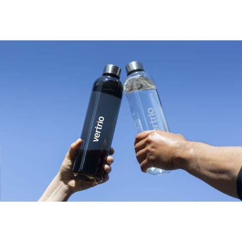 Slim water bottle made from high-quality PCTG SK plastic. This reusable bottle has a handy stainless steel screw cap. Leak proof. Not dishwasher-safe. Capacity 1,000 ml.