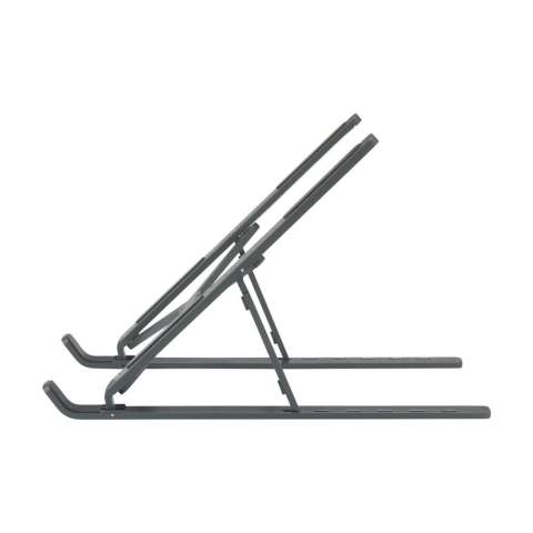 WoW! Verstelbare laptopstandaard van GRS-gecertificeerd gerecycled aluminium. De laptopstandaard is geschikt voor laptops en tablets (tot 15,6 inch). Verstelbaar in 6 verschillende hoogtes. Dit draagt bij aan een juiste en comfortabele werkhouding. De laptopstandaard is van hoge kwaliteit, licht in gewicht, antislip en stabiel. Het strakke, open design garandeert een goede ventilatie. Inklapbaar tot een compact pakket en daardoor gemakkelijk mee te nemen. Een musthave die bij elke werkplek past. Inclusief pouch van Terry textiel. GRS-gecertificeerd. Totaal gerecycled materiaal: 91%.     Door het gebruik van gerecycled aluminium worden er minder nieuwe grondstoffen gebruikt tijdens de productie van dit product. Dit betekent minder energieverbruik en minder gebruik van water. Per stuk in kraft doos.