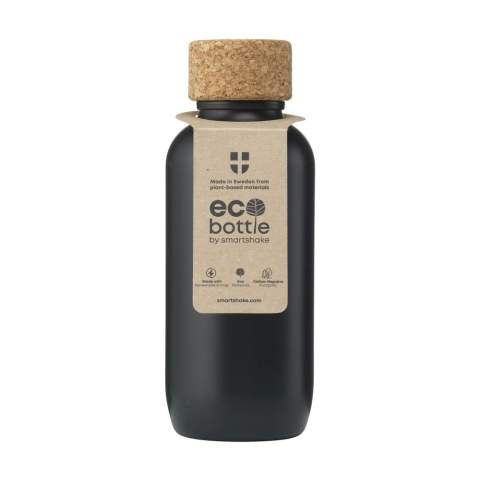 Lightweight water bottle from the EcoBottle brand. This bottle is made from 98% sugar cane bio mass waste. The screw cap is made from natural Portuguese cork. Designed and produced in Sweden using mainly renewable energy. This is a particularly stylish bottle due to its basic design. Perfect for a striking promotion. Ideal for the office, in the gym or on the go. 100% plant-based. Food Approved. Not dishwasher-safe. Capacity 650 ml. Made in Sweden.
