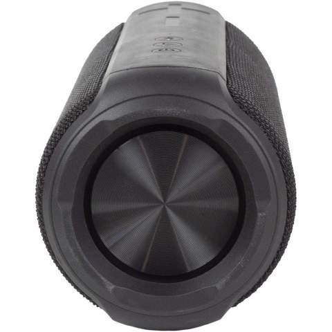 The Echo Box 30W speaker has an autonomy of 5-6 hours, and can be fully charged in 2-3 hours. Bluetooth® version 5.2 provides a stable connection with other devices. Featuring a microphone and hands-free function for easy handling of phone calls. IPX6 water resistant level.