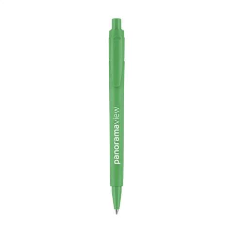 Stylo bille à encre bleue de la marque Stilolinea®. Fabriqué en plastique ABS 100% recyclé à partir d’appareils électroniques et/ou de déchets post-consommation. Avec une impression du symbole de recyclage à côté du clip. Un choix responsable. Fabriqué en Italie.