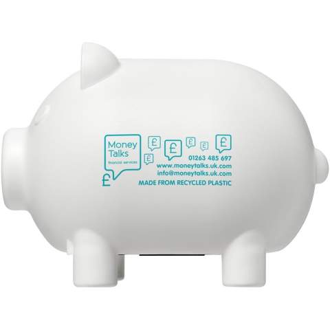 Das Oink Sparschwein ist ein kultiges Geschenk, um das viele Kleingeld zu sparen. Es ist aus recyceltem Kunststoff hergestellt und ist damit eine nachhaltige Wahl. Aufgrund der Beschaffenheit des recycelten Kunststoffs können die Farbtöne leicht variieren, und es können Farbflecken auftreten. Hergestellt in UK. Achtung! Nicht für Kinder unter drei Jahren geeignet. Verschluckbare Kleinteile, Erstickungsgefahr.