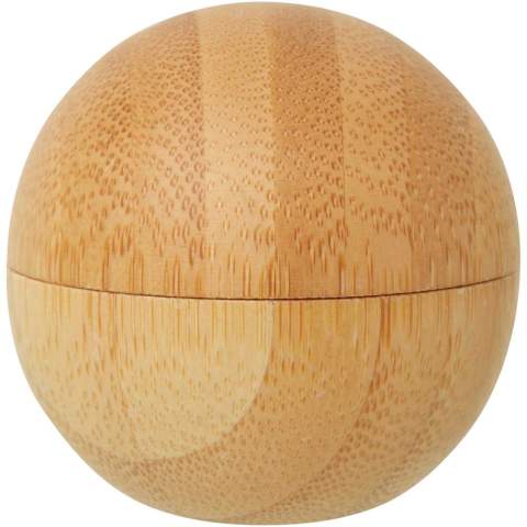Lip balm with vanilla aroma for keeping lips moist and protected from the sun (SPF15). The outer shell is made of bamboo, a good choice for individuals and businesses who opt for a more sustainable option.