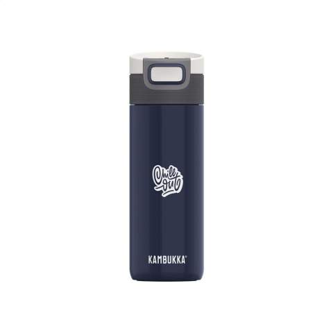 De ideale thermosbeker voor onderweg van het merk Kambukka® • excellente kwaliteit • fraaie vormgeving • handig formaat • vacuümgeïsoleerd 18/8 RVS • houdt dranken tot 9 uur warm en tot 18 uur koud • 3-in-1 deksel met 2 drinkposities: even drukken en snel een slok nemen of volledig openen om zonder knoeien, net zo comfortabel te drinken als uit een mok • gemakkelijk te reinigen dankzij Snapclean®: met één handeling verwijder je het binnenste mechanisme • universeel deksel: past ook op andere Kambukka® drinkflessen • het deksel is vaatwasserbestendig - de beker met de hand afwassen • antislipbodem • 100% lekvrij • inhoud 500 ml.     VOORRAAD INFORMATIE: Tot 1.000 stuks beschikbaar binnen 10 werkdagen. Uitzonderingen voorbehouden.