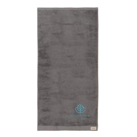 These spa-quality sustainable bath towels of 500 grams are delightfully thick, silky, and super soft to your skin. The luxurious Ukiyo towels are ultra-soft, quick-drying, and offer great absorbency.  This towel contains 30% recycled cotton and is super soft and silky to the touch. With AWARE™ tracer that validates the genuine use of recycled cotton. Each towel saves 741,4 litres of water. 2% of proceeds of each Impact product sold will be donated to Water.org. Machine washable. Made in Portugal. OEKO-TEX® STANDARD 100. 2306130 Centexbel