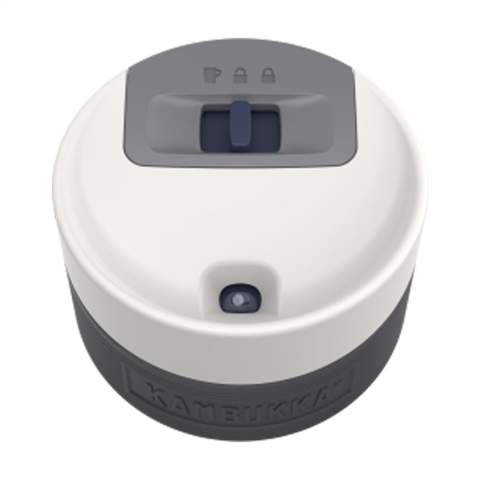 De ideale thermosbeker voor onderweg van het merk Kambukka® • excellente kwaliteit • fraaie vormgeving • handig formaat • vacuümgeïsoleerd 18/8 RVS • houdt dranken tot 9 uur warm en tot 18 uur koud • 3-in-1 deksel met 2 drinkposities: even drukken en snel een slok nemen of volledig openen om zonder knoeien, net zo comfortabel te drinken als uit een mok • gemakkelijk te reinigen dankzij Snapclean®: met één handeling verwijder je het binnenste mechanisme • universeel deksel: past ook op andere Kambukka® drinkflessen • het deksel is vaatwasserbestendig - de beker met de hand afwassen • antislipbodem • 100% lekvrij • inhoud 500 ml.     VOORRAAD INFORMATIE: Tot 1.000 stuks beschikbaar binnen 10 werkdagen. Uitzonderingen voorbehouden.