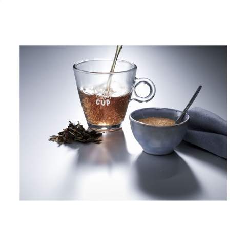 Large tea glass made from high-quality, hardened glass. Timeless model with a curved handle. Capacity 320 ml. Made in Italy.