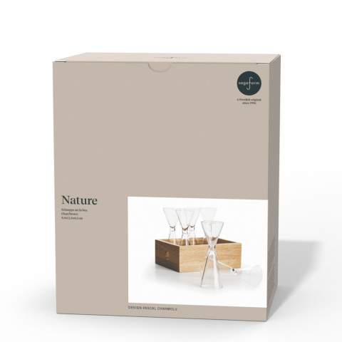 Mouth-blown shot glasses in a practical storage box designed by Pascal Charmolu. The glasses are reversible and thus allow for two different sizes of schnapps. Nice to bring out when you have guests or to give as a gift. Sagaform products are not available for sale in Scandinavia, Finland and Poland.