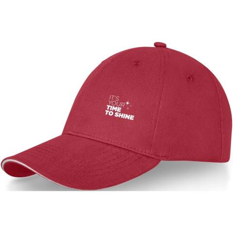 La casquette sandwich Darton à 6 panneaux est dotée d'une visière pré-courbée au design sandwich élégant, offrant non seulement une esthétique classique mais aussi une protection solaire cruciale. Les œillets brodés assurent une ventilation optimale, ce qui vous permet de rester au frais et serein lors de vos activités de plein air. Avec un tour de tête de 58 cm, il s'adapte confortablement à toutes les tailles de tête. La fermeture à boucle métallique permet des ajustements faciles et sûrs. Fabriqué en sergé de coton brossé épais de 260 g/m². L'accessoire idéal pour les sorties décontractées ou les activités de plein air.
