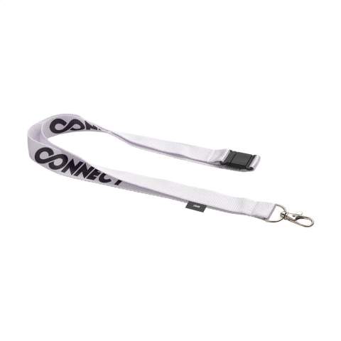 WoW! Lanyard van RPET: gemaakt van gerecyclede PET-flessen. Met metalen karabijnhaak en veiligheidssluiting.