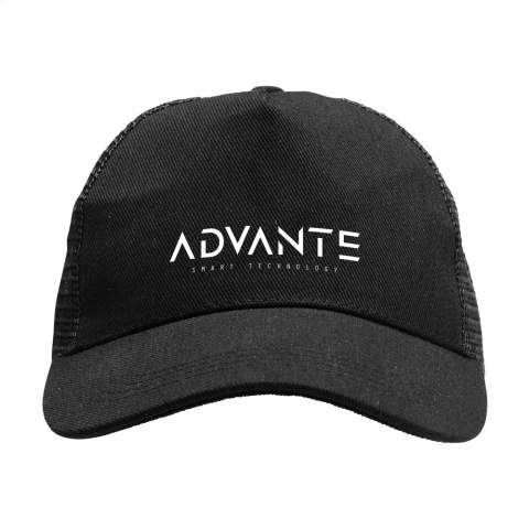 WoW! 5-panel trucker cap with a contoured curved peak made from 60% brushed recycled cotton and 40% recycled polyester. The rear of this cap has a mesh structure (polyester) for optimal ventilation. Velcro closure for easy adjustment.