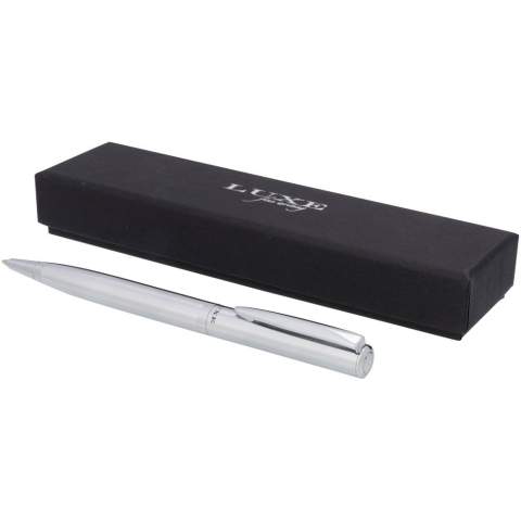 Stylo à bille léger au design exclusif disponible en finition brossé mat or avec des accents colorés dorés et en argenté mat brossé avec des accents colorés chromés. Recharge d'encre noire de qualité supérieure inclus et emballage dans une boîte cadeau « LUXE » (16,5 x 4,5 x 2,8 cm).