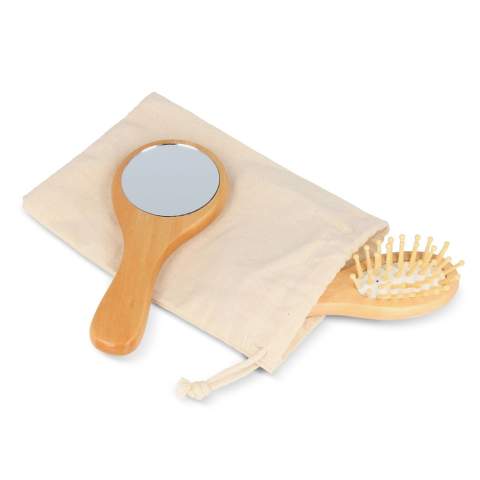 Améliorez votre routine quotidienne avec notre ensemble brosse et miroir en bois de Schima superba. Fabriqué en bois de Schima superba, ce duo écologique ajoute une touche de nature à vos soins de beauté. Découvrez une façon plus écologique de vous chouchouter tout en réduisant votre empreinte écologique.