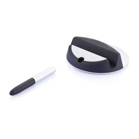 Chef is de ideale standaard voor alle creatieve koks. De robuuste touch pen maakt het makkelijk om in de keuken om te gaan met uw tablet zonder dat uw scherm vies wordt. Geregistreerd ontwerp®