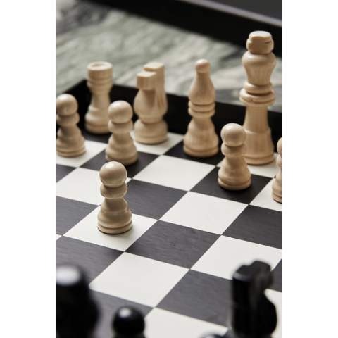 Classic chess game in black and white. The pieces are lacquered wood. The game comes with an excellent storage box that also works as an attractive decorative detail in your home.