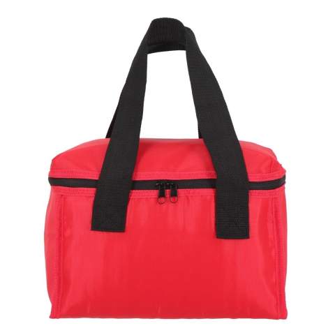 Spacious cooler bag. Thanks to its sleek design, it can be packed efficiently. An ideal bag for a picnic, holiday or a day on the beach. The slightly glossy material combined with the extra wide handles give this bag a modern look.