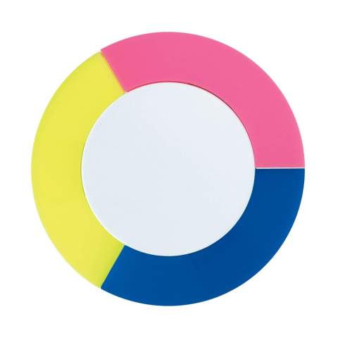 Round Toppoint designed highlighter with three writing colours. Large printing surface on the white body. Printing also possible with digital print or with a doming.