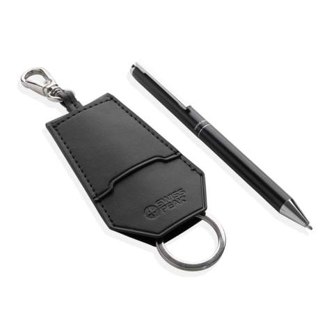 Améliorez votre quotidien avec notre organisateur de clés Swiss Peak Tula certifié RCS et notre stylo en aluminium recyclé, magnifiquement présentés dans un luxueux coffret cadeau. Fabriqué avec précision, le porte-clés assure une organisation élégante, tandis que le stylo en aluminium recyclé vous permet de mettre vos idées créatives sur papier, ce qui en fait un cadeau idéal. Fabriqué avec des matériaux recyclés certifiés RCS (Recycled Claim Standard). La certification RCS garantit une chaîne d'approvisionnement entièrement certifiée pour les matériaux recyclés. Ce produit contient 11 % de PU recyclé certifié RCS et 8 % d'aluminium recyclé certifié RCS.