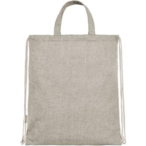 Drawstring bag made of a 150 g/m² recycled cotton polyester blend. Large main compartment with cotton drawstring closure in natural colour. Recycled cotton is manufactured from pre-consumer waste generated by textile factories during the cutting process. Similar colours are blended together so no additional dyeing is required. Due to the nature of recycled cotton, there may be a very slight colour variation. This distinctly adds to a more authentic appearance. Each backpack also comes with an Aware™ tracer. This innovative feature allows users to trace the origins and journey of their item through a QR code, enhancing transparency in the supply chain and fostering a stronger connection between the product and its production process. Resistance up to 5 kg weight. Handle length: 14 cm.