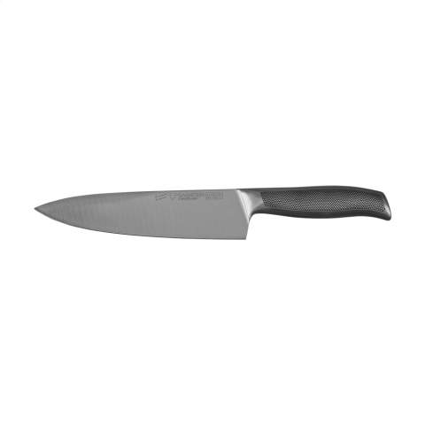 Ce couteau de cuisine de la série Sabatier Riyouri a une lame extra large de 20 cm. Un ustensile de qualité pour trancher viandes, poissons ou pour hacher les légumes. Fabriqué en acier inoxydable de haute qualité, sa structure antidérapante offre une hygiène impeccable. Par pièce dans une boîte.