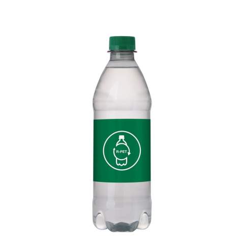 500 ml natuurlijk bronwater in een R-PET fles met draaidop. Kleur dop groen.