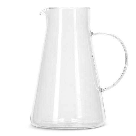The InSideOut carafe set Elin consists of 2 glasses and a carafe with handle. The set is made of borosilicate, a heat-resistant and very strong glass. The design is simple but stylish, without frills or extra edges and therefore perfect to combine with other tableware or crockery. The jug has a capacity of 1.2L and the glasses iester 270 ml and are microwave safe. Both the jug and the glasses can be provided with an engraving.
