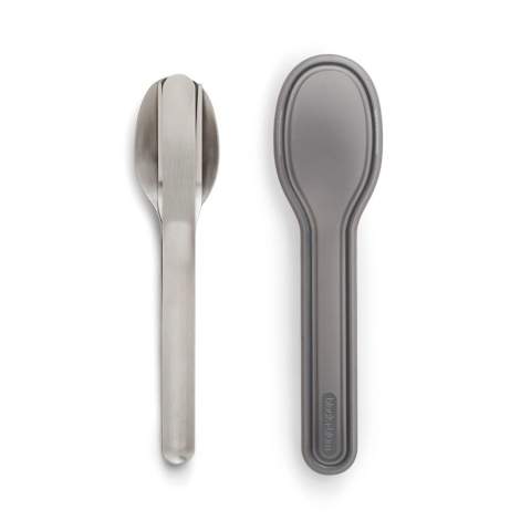 Een compacte roestvrijstalen mes-, vork- en lepelset die prettig in gebruik is en in de koffer past, zodat u hem gemakkelijk mee kunt nemen. Geen dunne plastic vorken meer die niet geschikt zijn voor het doel of slecht gewassen kantinebestek.