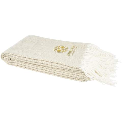Strapazierfähige und dennoch weiche und bequeme 170 g/m2 Sommerdecke mit klassischem Rautengittermuster, das ihr einen modernen Touch verleiht.