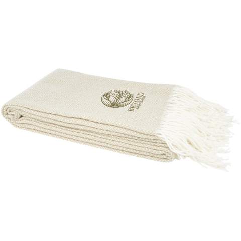 Strapazierfähige und dennoch weiche und bequeme 170 g/m2 Sommerdecke mit klassischem Rautengittermuster, das ihr einen modernen Touch verleiht.