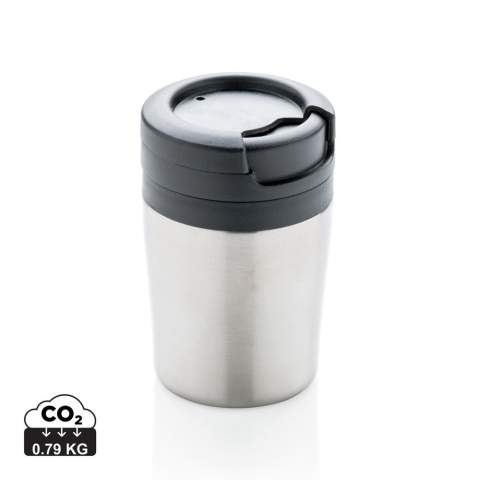 Mug 160ml à double paroi, intérieur en PP, extérieur en acier. Taille compacte (8cm) et idéale pour être placée sous la machine à café et parfait pour les Ristretto, Expresso et café Lungo. Modèle déposé®<br /><br />HoursHot: 3<br />HoursCold: 6