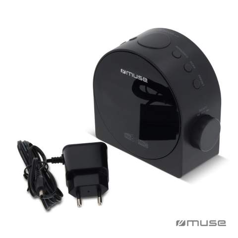 Be awakened by one of the 20 preset stations on this clock radio or by the buzzer. The dual alarm is not lacking either, and the presence of the AUX jack allows you to easily connect an external device to this clock radio. The alarm clock works on mains power and is equipped with a backup facility (battery).